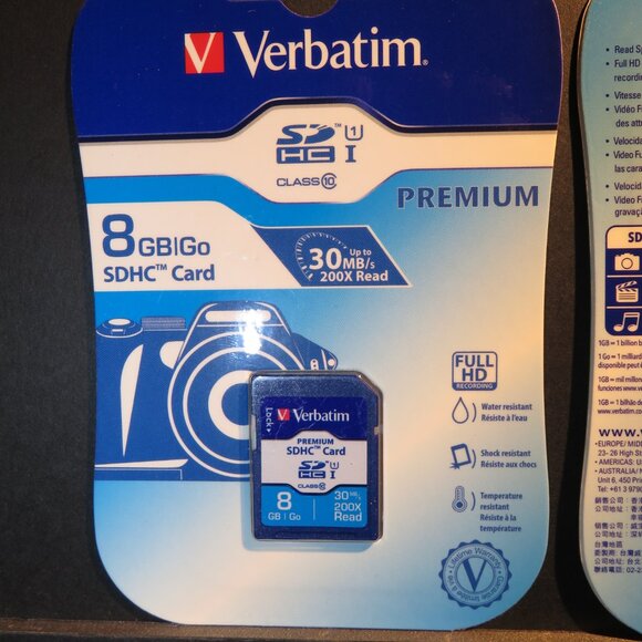 Verbatim 96318 Class 10 SDHC Memory Card 8GB UPC 0023942963189 NIB NEW box of 4 - Picture 2 of 6